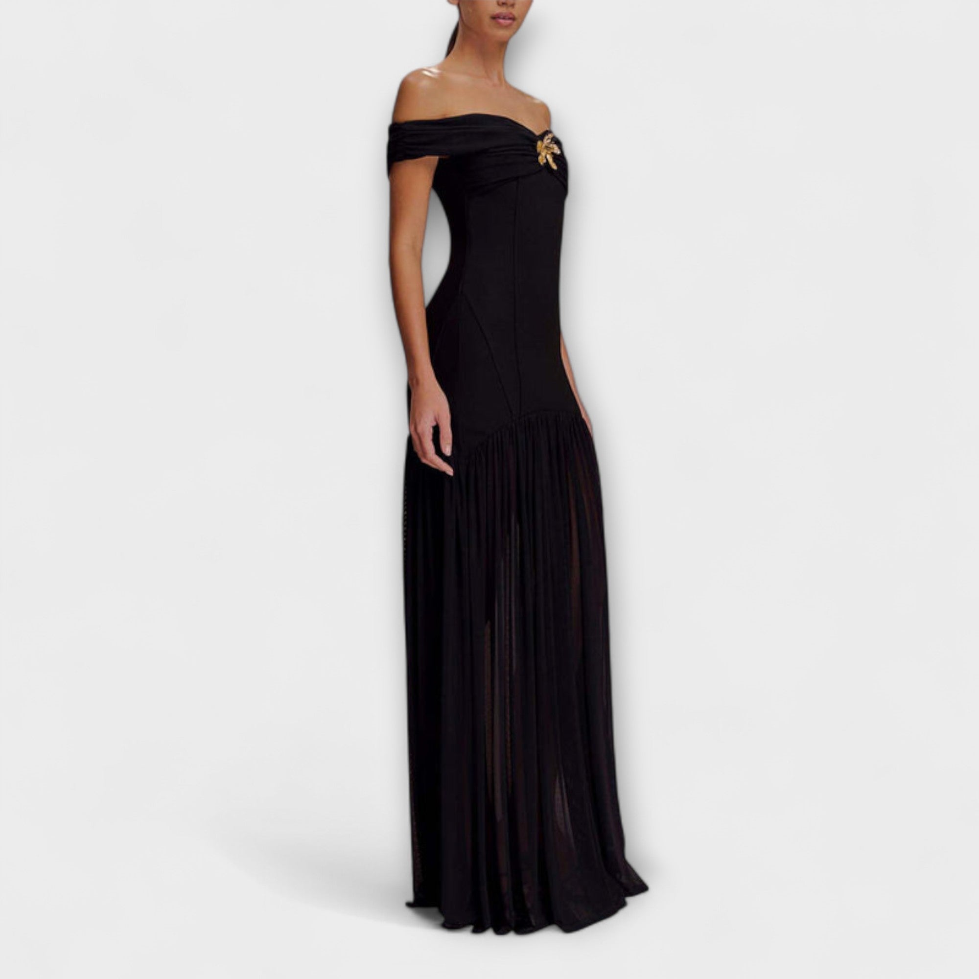 Maelie - Stilig Off-Shoulder Bodycon Maxi Kjole med Blomsterdekorasjoner