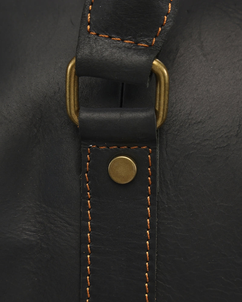 Montague Lær Duffle
