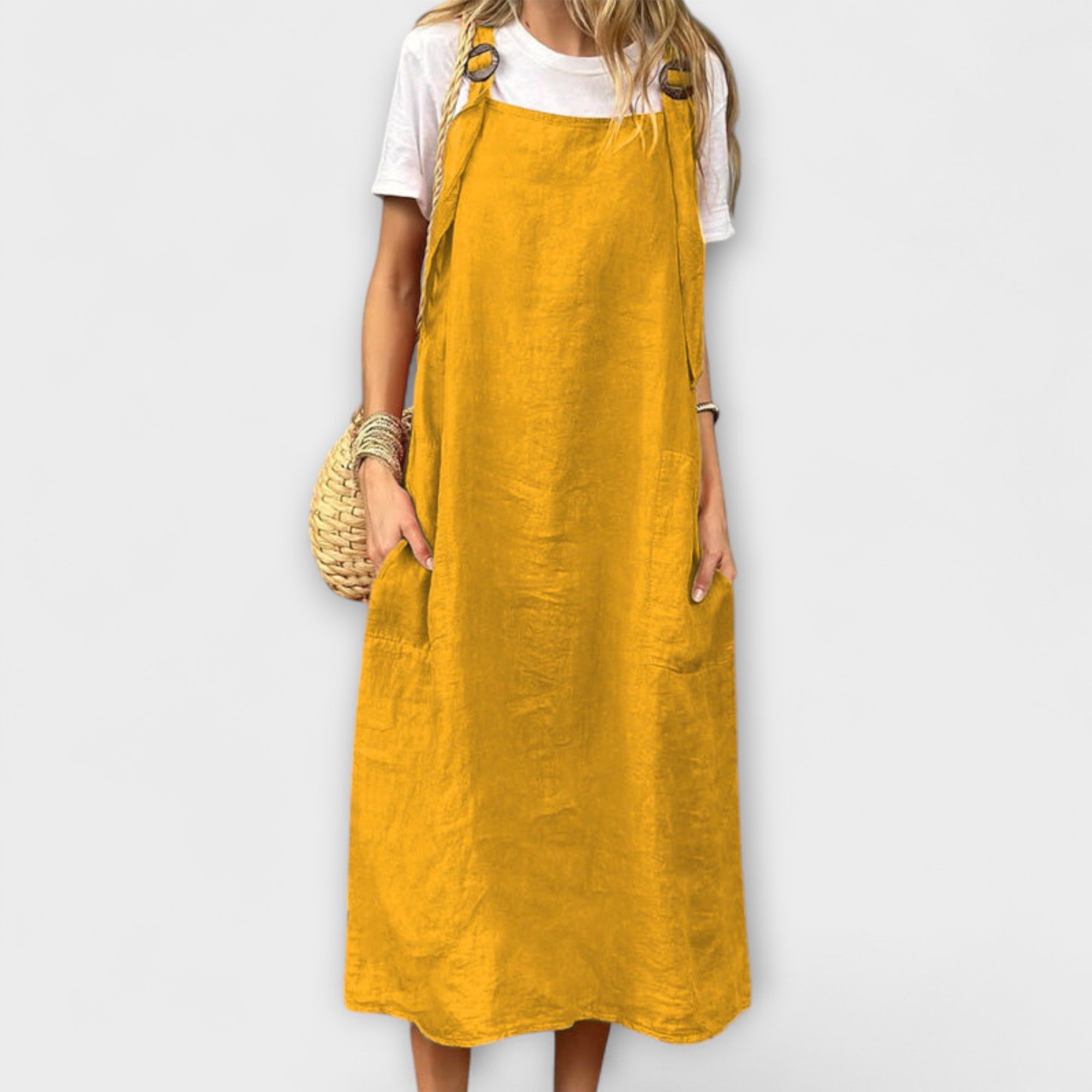 Mirta Overall