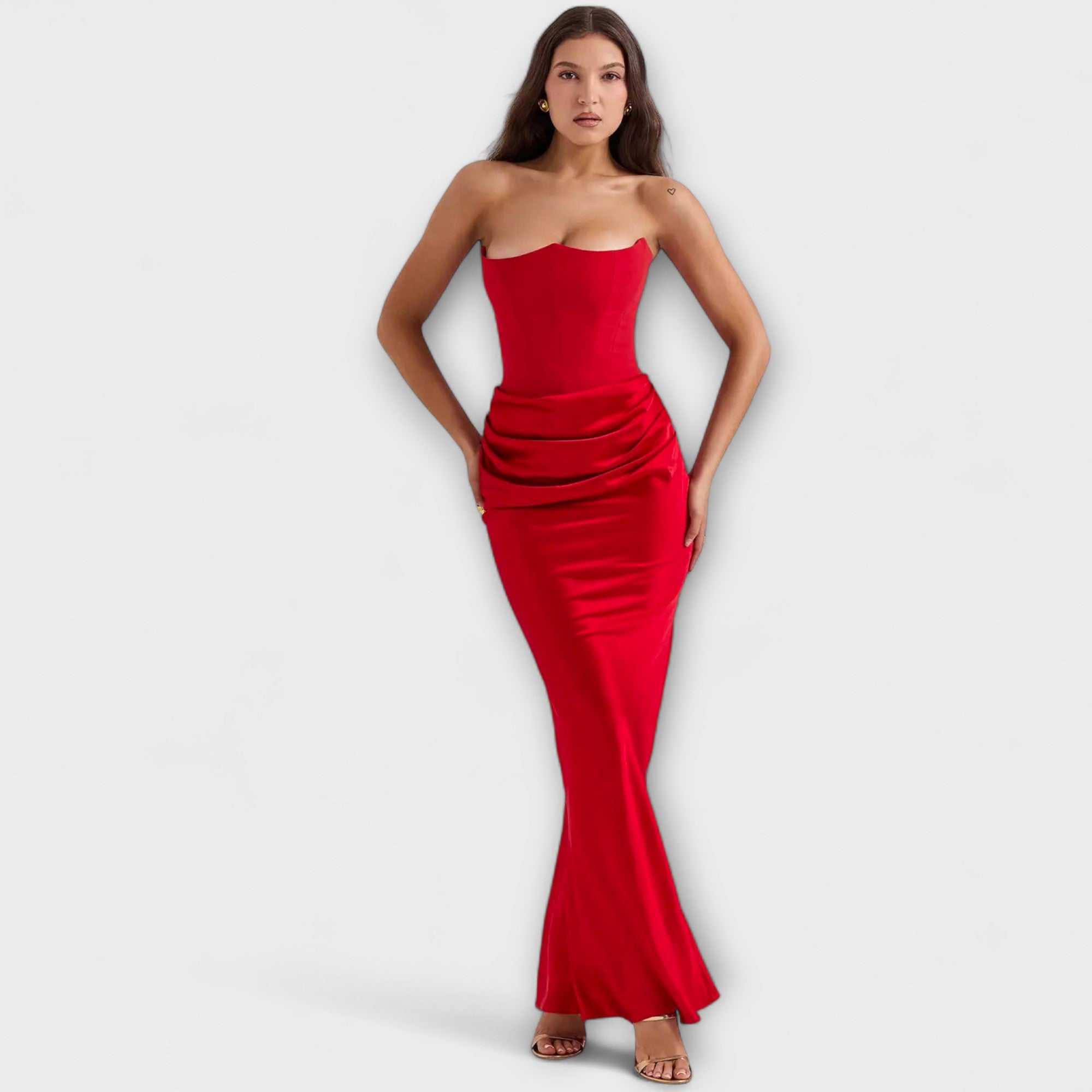 Off-Shoulder Sateng Maxi Kjole med Drapering