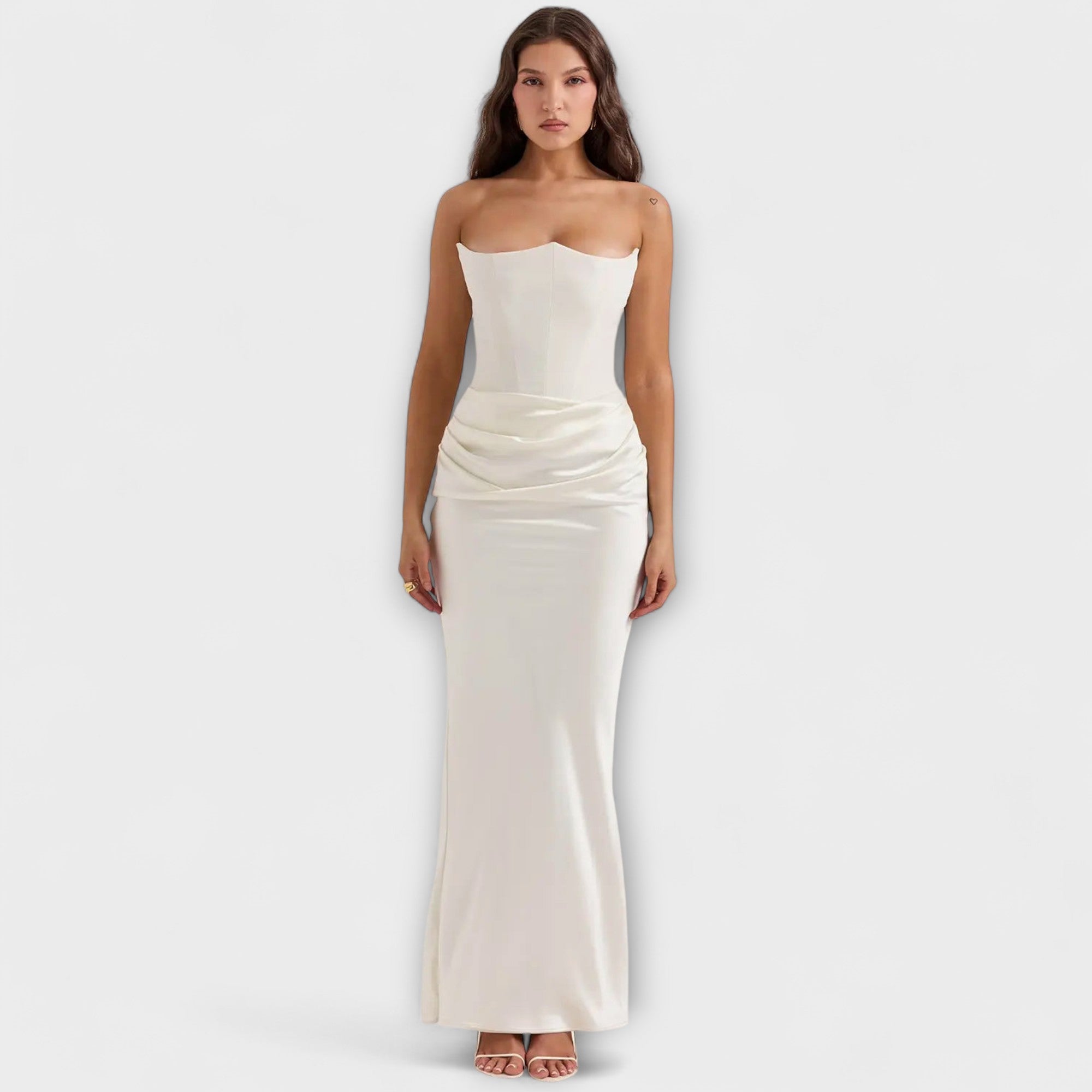 Off-Shoulder Sateng Maxi Kjole med Drapering
