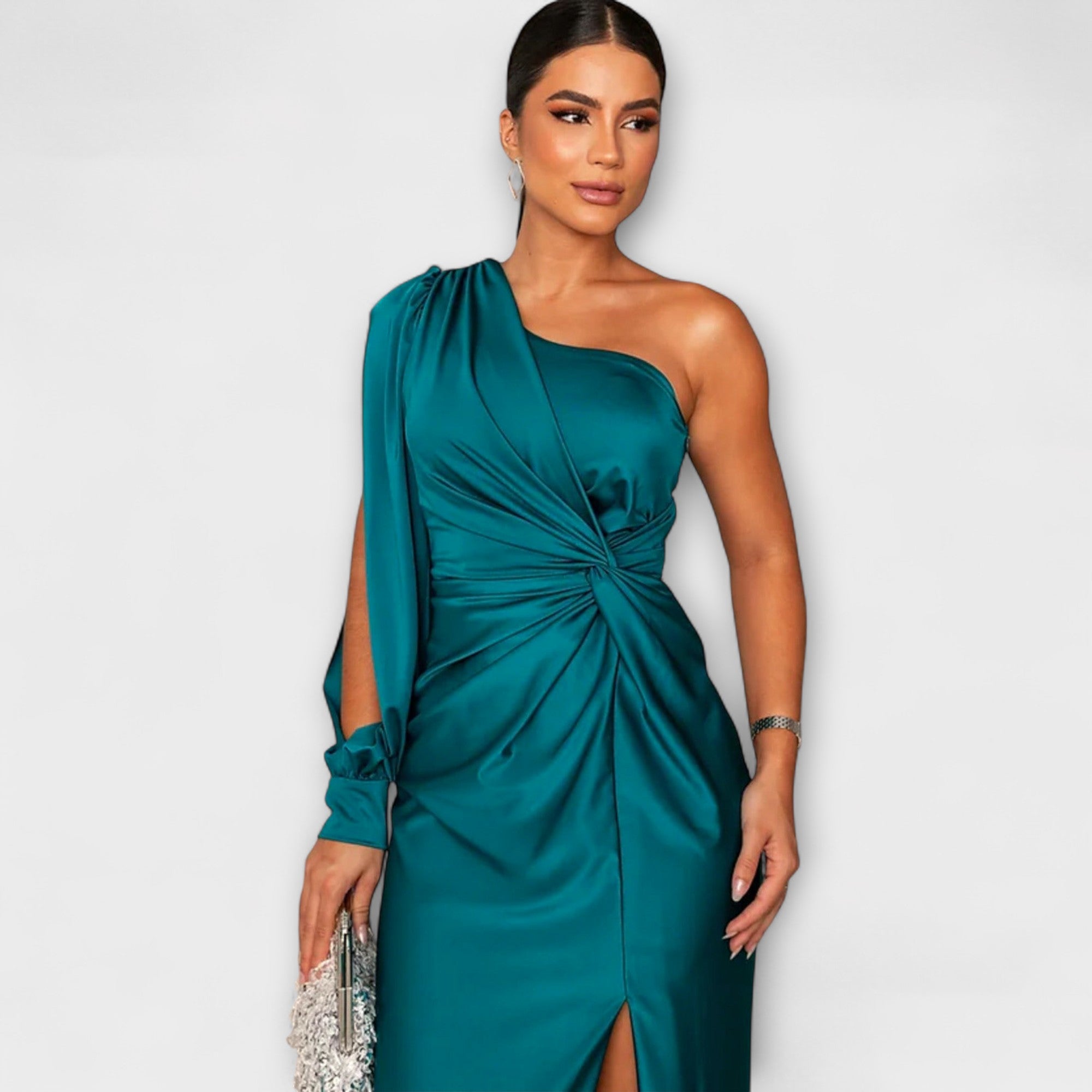 Elisa - Elegant Kjole med Sofistikert Stil