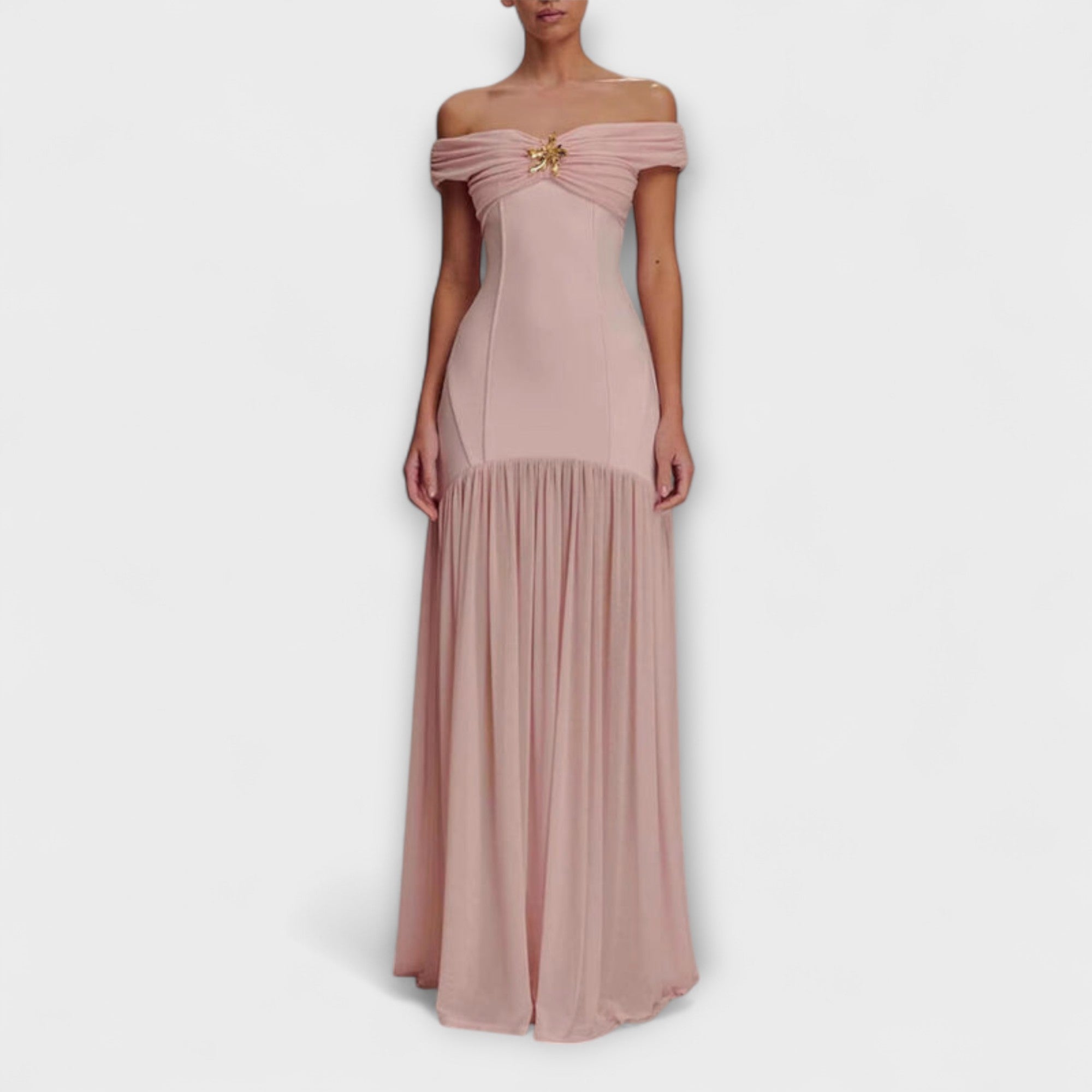 Maelie - Stilig Off-Shoulder Bodycon Maxi Kjole med Blomsterdekorasjoner