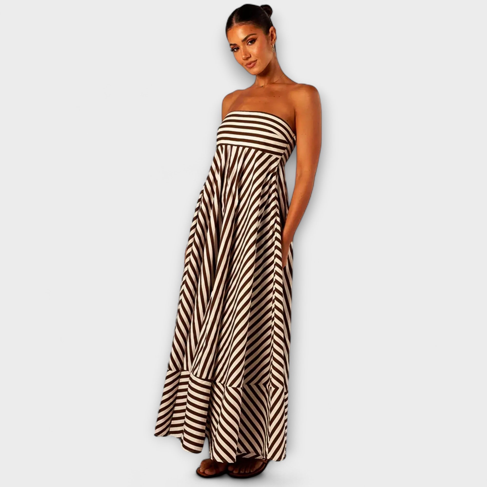 Nattlig Sjarm Ruffle Maxi Kjole