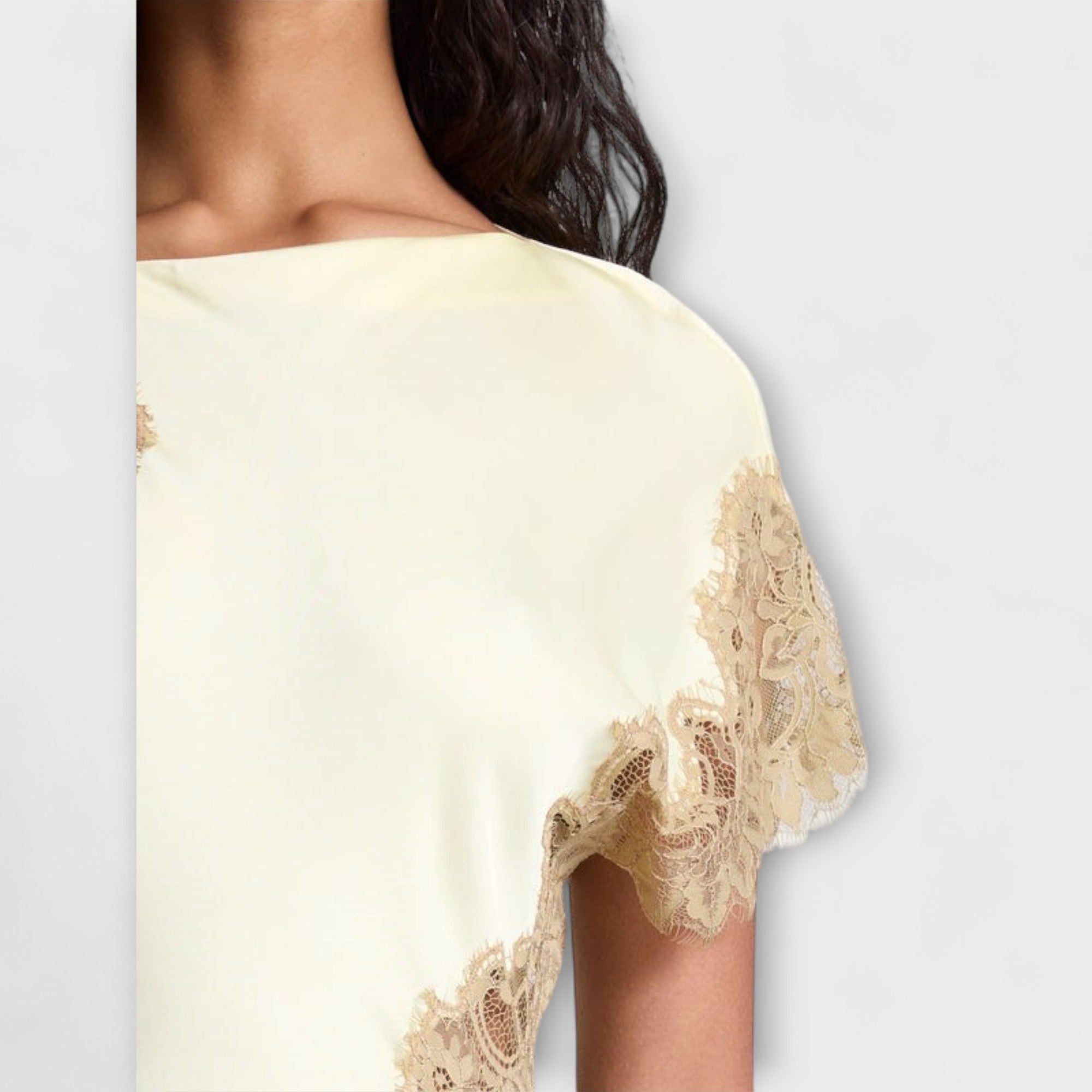 Margaret - Maxi Kjole med Satin og Blonder