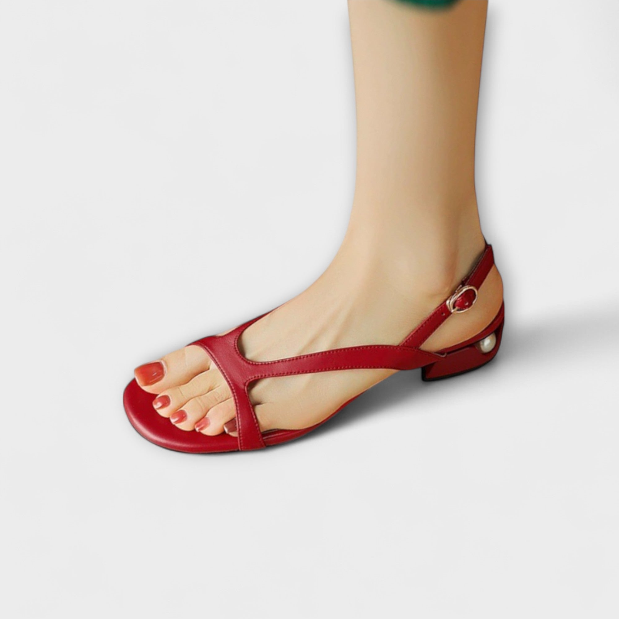 Evelyn - Elegante Flate Sandaler Minna med Raffinert Finish