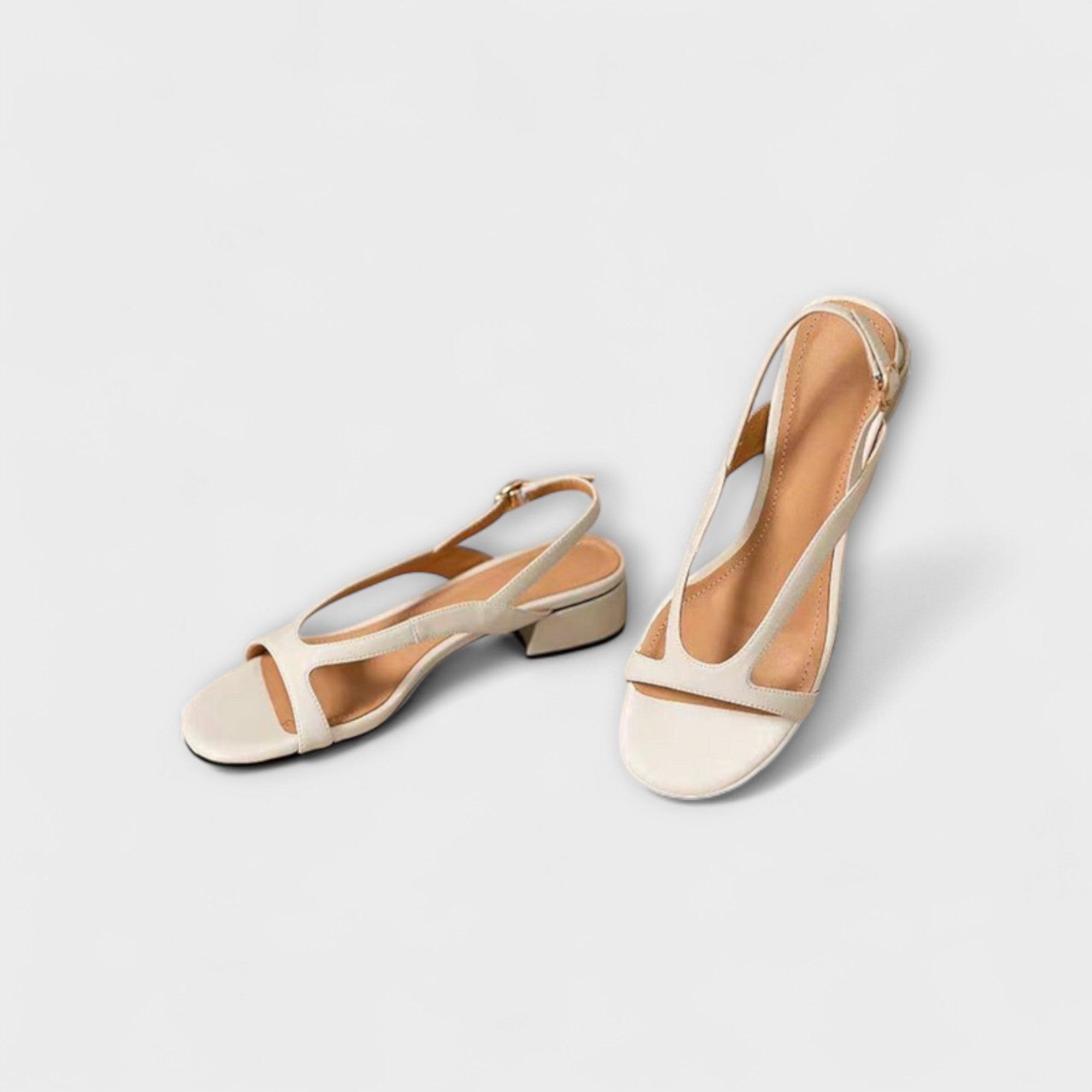 Evelyn - Elegante Flate Sandaler Minna med Raffinert Finish